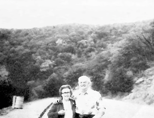 Louise and Willison Blynn Evans.png