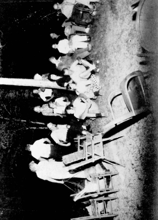 David Albert, Melanie Wilkinson, Irvin Evans, Althea and Robert EVANS, Bill Albert, Douglas Evans, Vivian Evans, Ethel Albert, Nannie Honaker, Ferrell Evans, William Hieronymus, Wanda Evans & son, Lexye Tillman